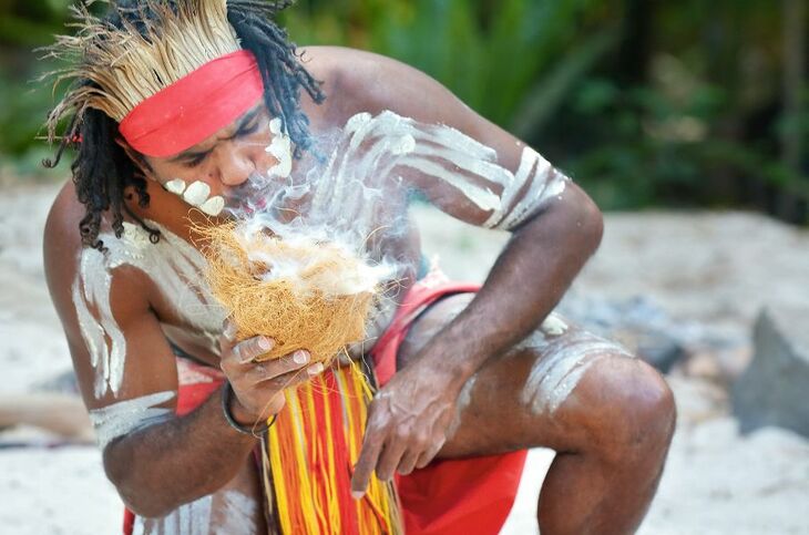 Die Kultur der Aborigines zeigen in Queensland Australien