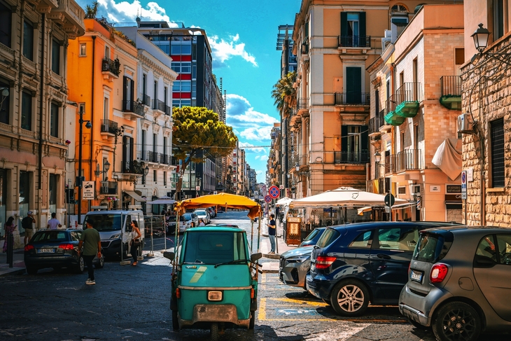 Altstadtstraße in Bari